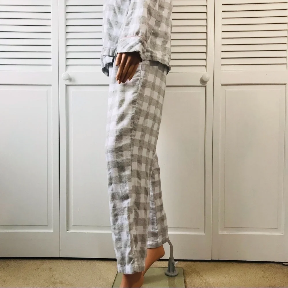 2/$25 CHARTER CLUB Gray White Plaid Pajama Set Size Medium